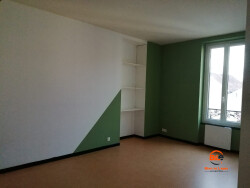 bsle-appartement-saint-yorre-chambre-2