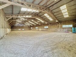 manege-40m-x-