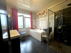 salle-de-bains-plus-douche